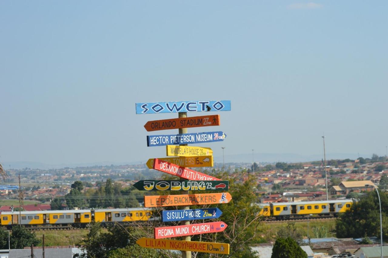 הוסטל Lebo'S Soweto Backpackers מראה חיצוני תמונה